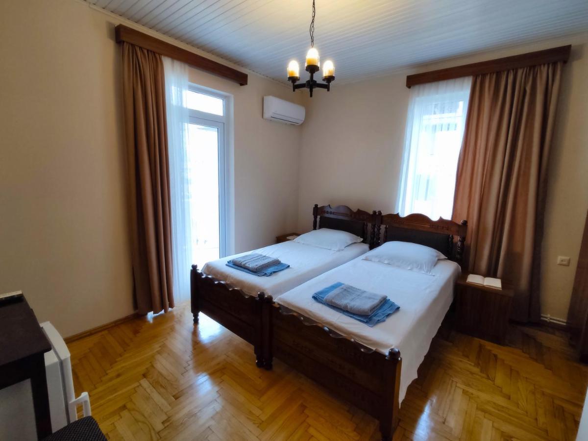 Guesthouse White Swan Kobuleti Luaran gambar