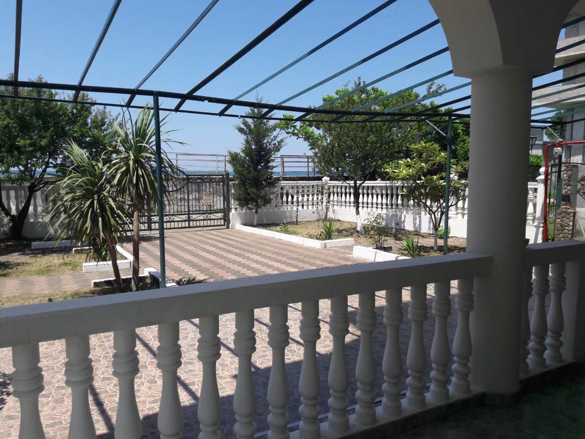 Guesthouse White Swan Kobuleti Luaran gambar